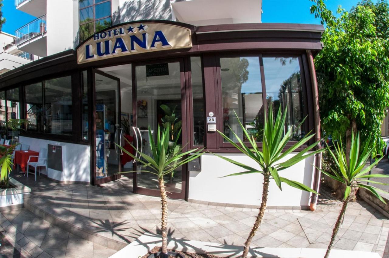 Hotel Luana Риччоне Экстерьер фото